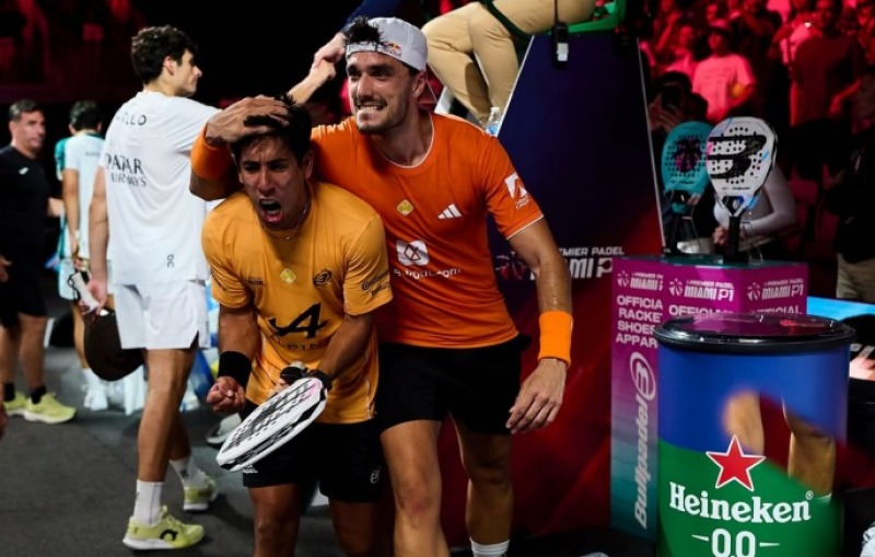 Monumental consagraci�n de Chingotto en Miami